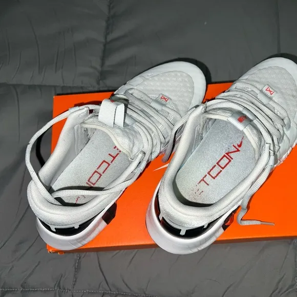 Nike Free Metcon 5 Orange Box