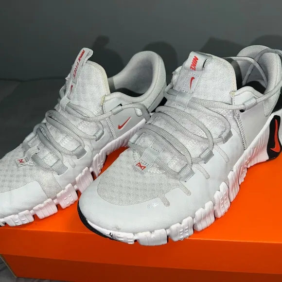 Nike Free Metcon 5 Orange Box