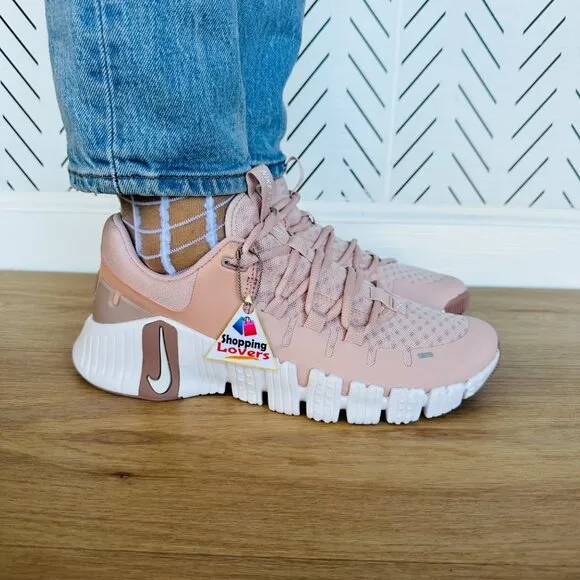 ⭐Nike Free Metcon 5 Pink Oxford 8.5 Womens Training Shoes Dusty Pink DV3950-600