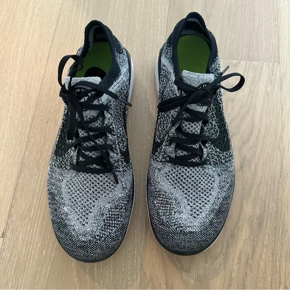 Nike Free Run Flyknit Men's Road Running Shoes Black Gray White Size 11 Light