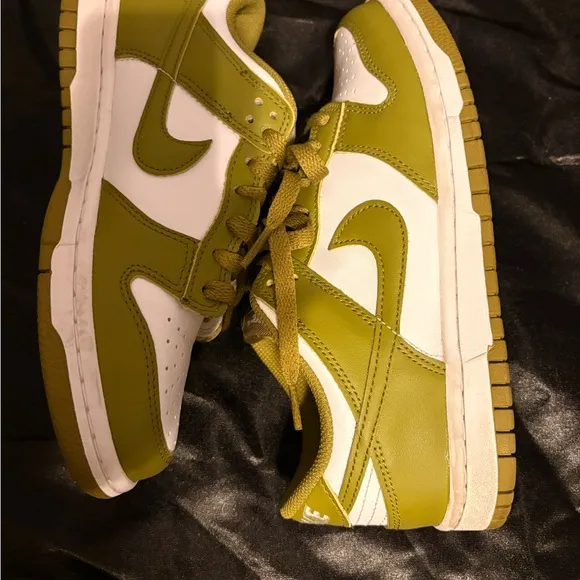 Nike Green and White Sneakers