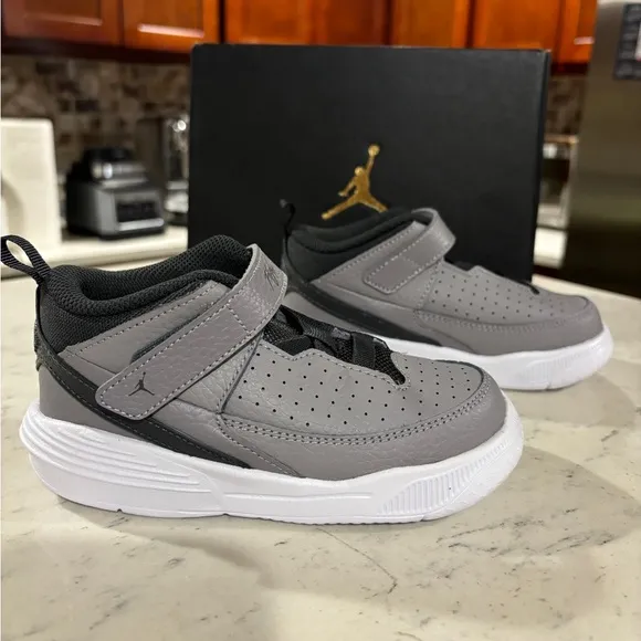 NIKE JORDAN MAX AURA 5 (TD) SNEAKERS TODDLER BLACK/GRAY HI-TOP SHOES