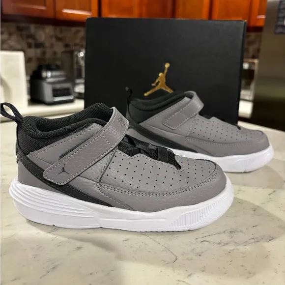 NIKE JORDAN MAX AURA 5 (TD) SNEAKERS TODDLER BLACK/GRAY HI-TOP SHOES