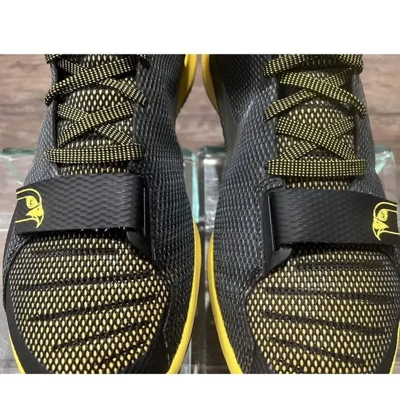 NIKE KD Trey 5 III Black / Yellow Men's Basketball Shoes - Size 7 youth