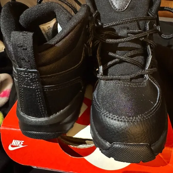 Nike Kids Black Boots