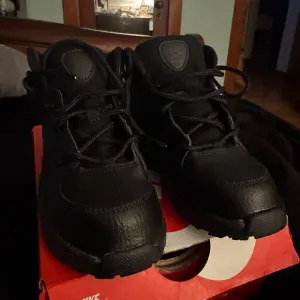 Nike Kids Black Boots