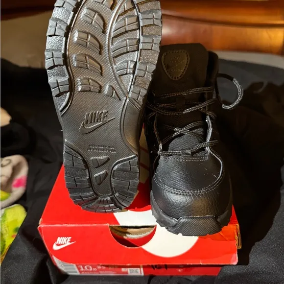 Nike Kids Black Boots