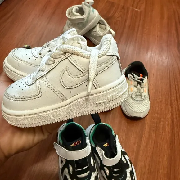 Nike Kids Shoes - Black and White Collection