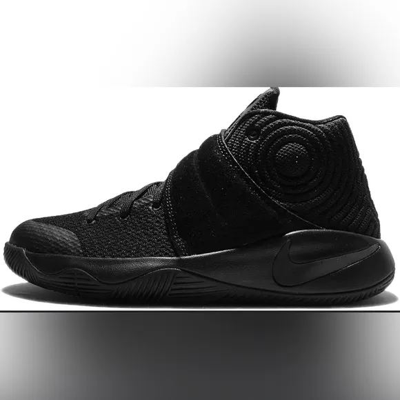NIKE KYRIE 2 GS TRIPLE BLACK sneakers  / US 7Y