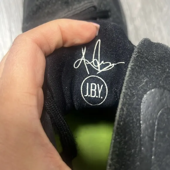 NIKE KYRIE 2 GS TRIPLE BLACK sneakers  / US 7Y