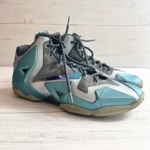 Nike LeBron 11 Gamma Blue Sneakers Men’s Size 9 – Style 816175-401