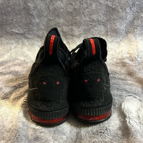 Nike LeBron 16 GS Fresh Bred Size 6.5y