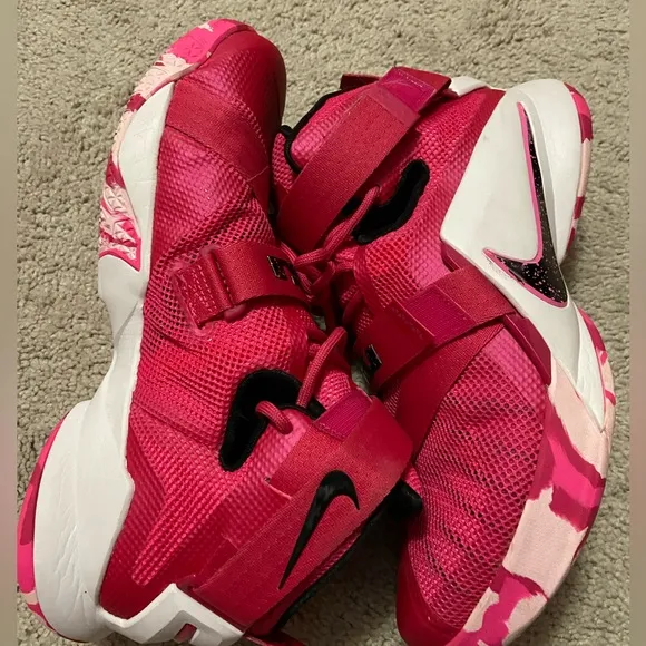 Nike LeBron Soldier 9 Think Basketball Shoes