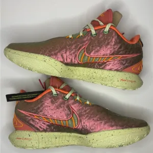 Nike LeBron XXI