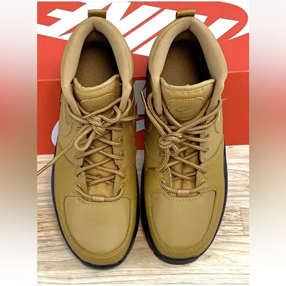 Nike Manao Leather Boots Sneakers Youth Size 6Y Women's Size 7.5 Wheat Tan