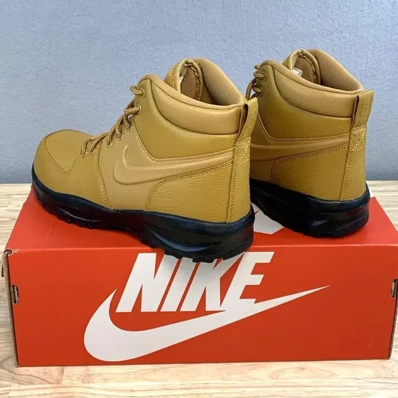 Nike Manao Leather Boots Sneakers Youth Size 6Y Women's Size 7.5 Wheat Tan