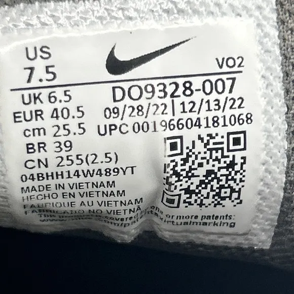 Nike Metcon 8 Sneakers Men's Size 7.5 DO9328-007 Gray Running Shoes