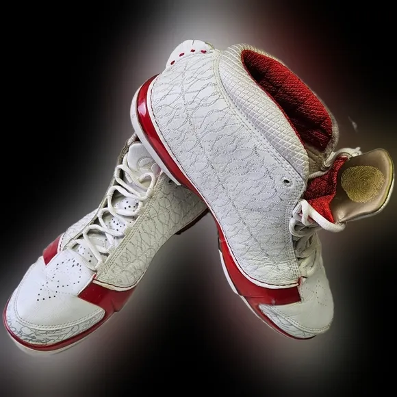 Nike Nike Air Jordan 23 OG GS &quot;White Varsity&quot; released in 2008 Red Accents Sz 12