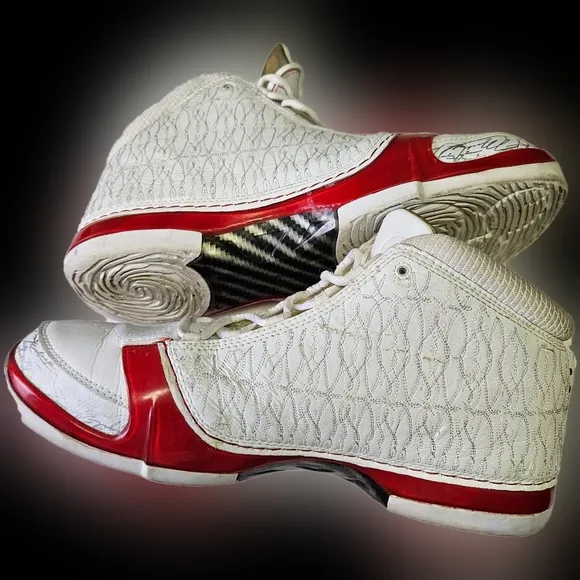 Nike Nike Air Jordan 23 OG GS &quot;White Varsity&quot; released in 2008 Red Accents Sz 12