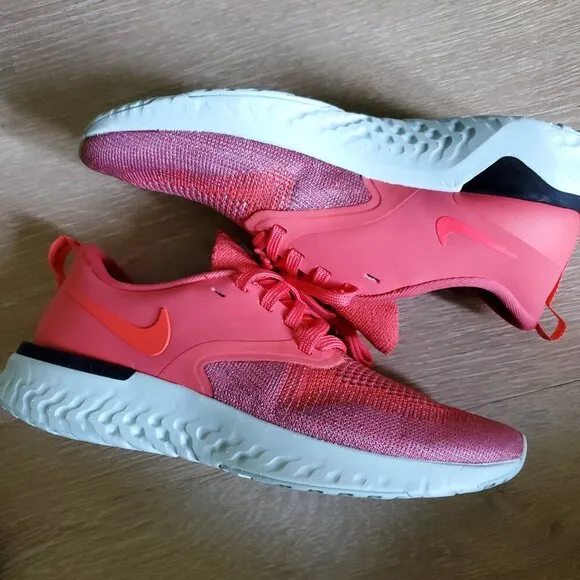 Nike Odyssey React 2 Flyknit Running Shoes in Ember Glow - Women's Size 6