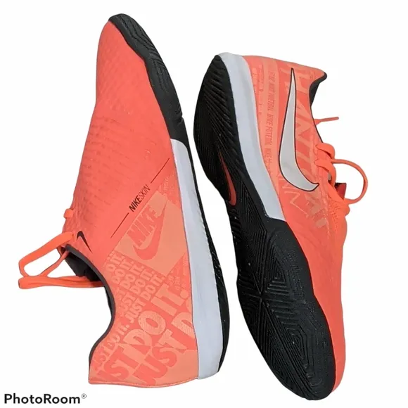 Nike Phantom soccer sneakers size 7US