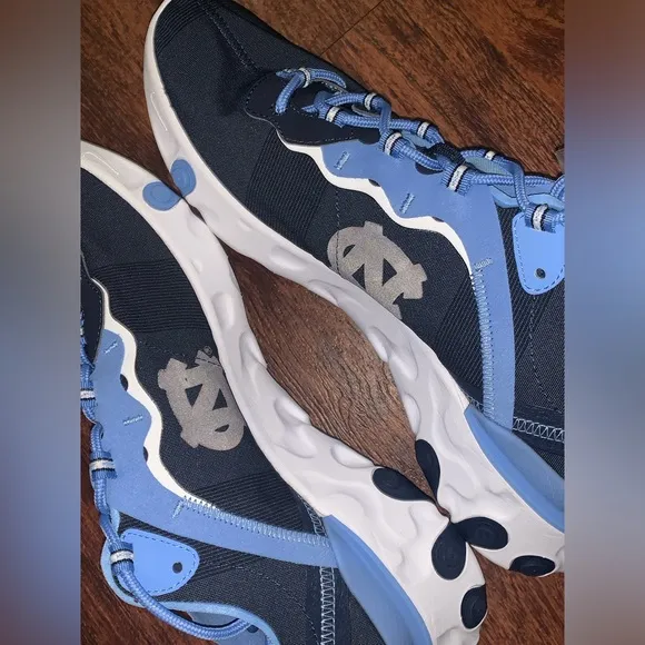 Nike React Element UNC Tarheels basketball team shoes