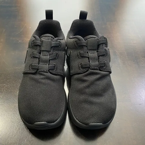 Nike Roshe One Toddler SLIP ON Sneakers