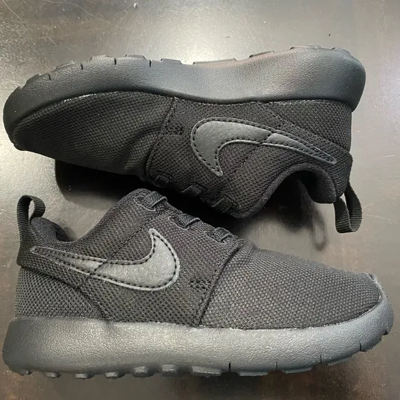 Nike Roshe One Toddler SLIP ON Sneakers