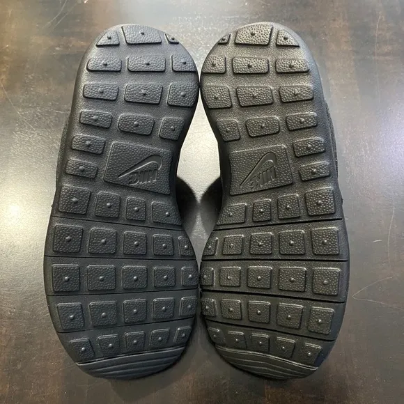 Nike Roshe One Toddler SLIP ON Sneakers
