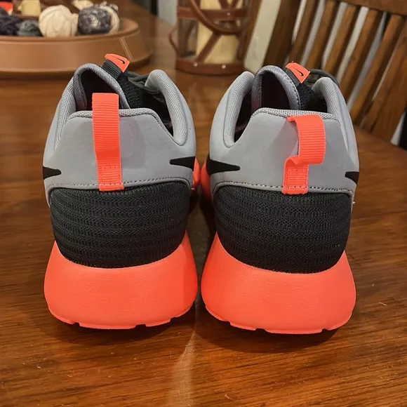 Nike Rosherun Shoes Sneakers new 511881 097 Mens Size 12