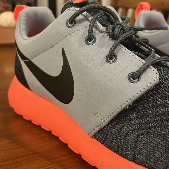 Nike Rosherun Shoes Sneakers new 511881 097 Mens Size 12