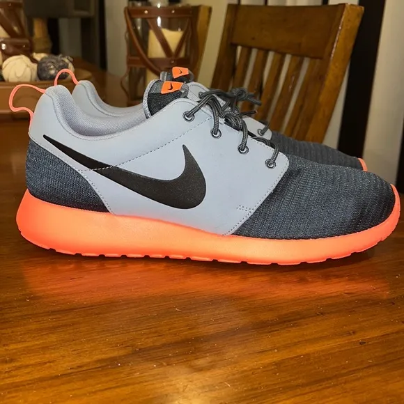 Nike Rosherun Shoes Sneakers new 511881 097 Mens Size 12