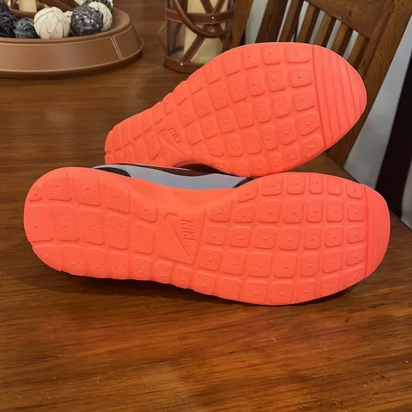 Nike Rosherun Shoes Sneakers new 511881 097 Mens Size 12