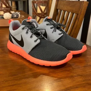 Nike Rosherun Shoes Sneakers new 511881 097 Mens Size 12