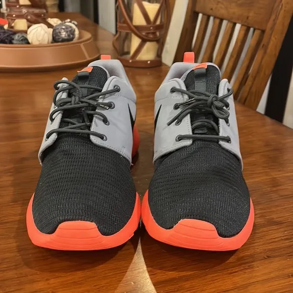 Nike Rosherun Shoes Sneakers new 511881 097 Mens Size 12