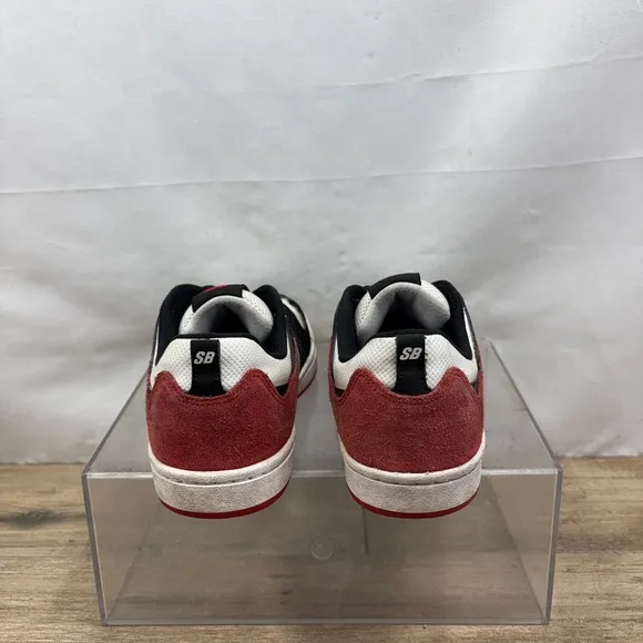 NIKE SB ALLEYOOP MENS SIZE 9 CJ0882 102 SNEAKERS WHITE/BLACK/RED