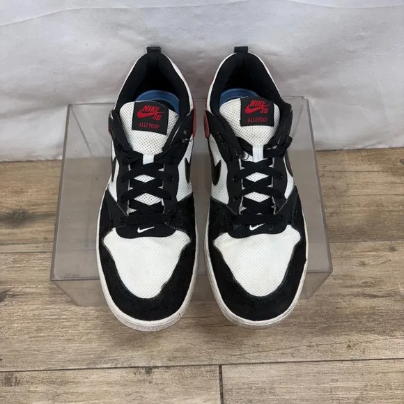 NIKE SB ALLEYOOP MENS SIZE 9 CJ0882 102 SNEAKERS WHITE/BLACK/RED