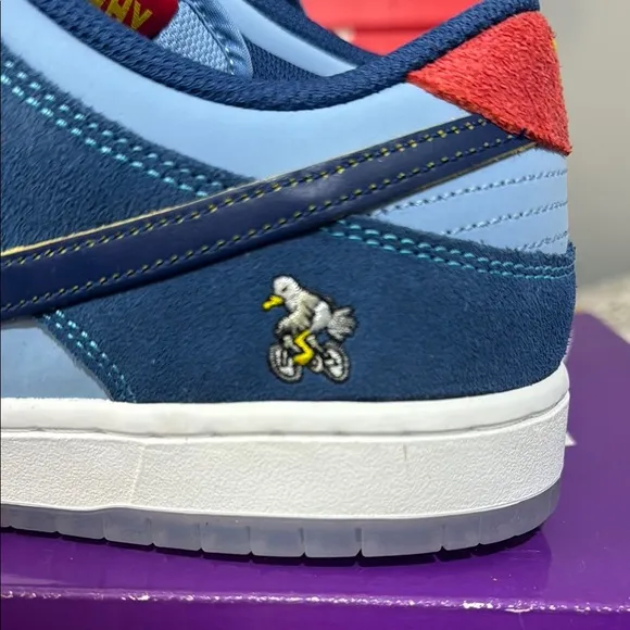 NIKE SB DUNK LOW PRM WSS BLUE Men's Sneakers NEW In the box
