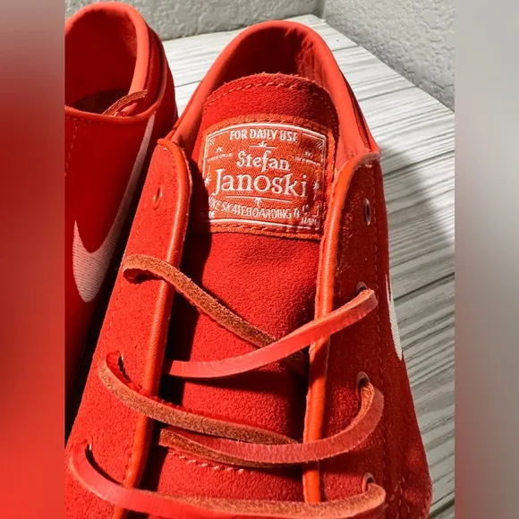Nike SB Zoom Janoski OG  Men's skate shoe sneaker orange Size 11.5 FD6757 800