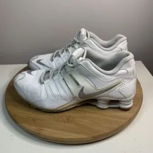Nike Shox Current GS Shoes Womens Size 8.5 White Sneakers 739637-007