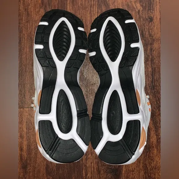 Nike size 9.5