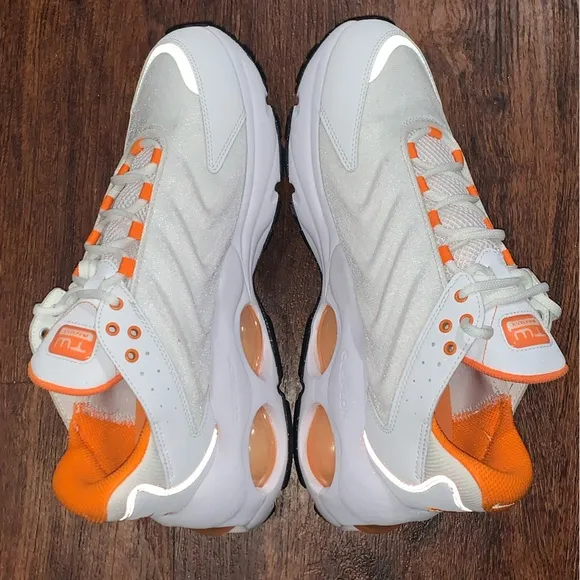 Nike size 9.5