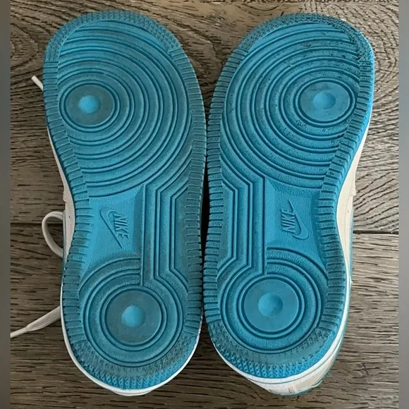 Nike Space Jam Air Force 1 White &amp; Turquoise Boys Shoes Sneakers size 12C