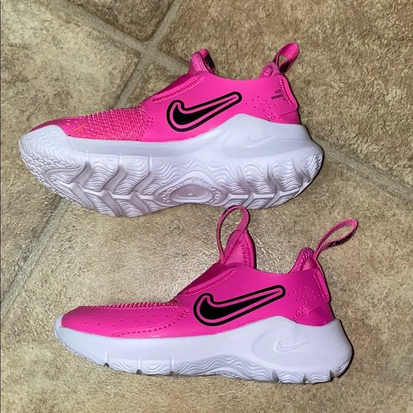 Nike Toddler 8M Pink Slip-On Sneakers