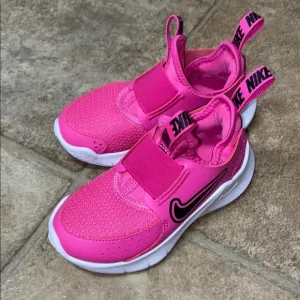 Nike Toddler 8M Pink Slip-On Sneakers