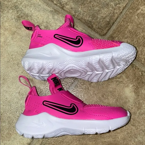 Nike Toddler 8M Pink Slip-On Sneakers