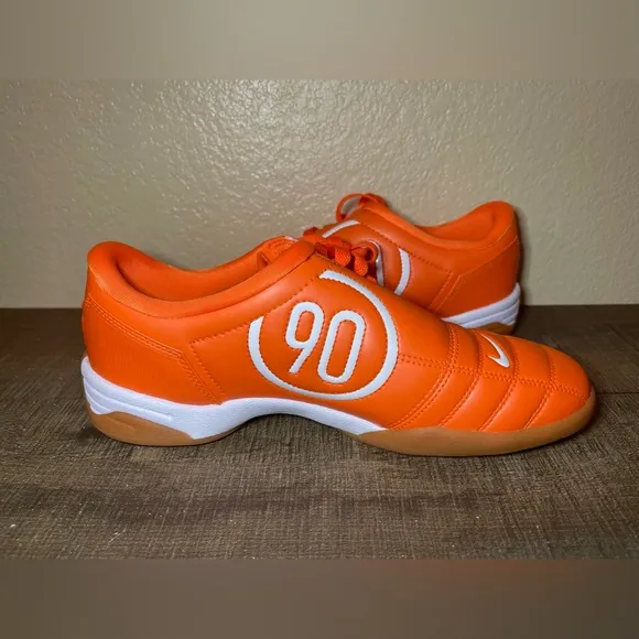 Nike Total 90 3 SP “Safety Orange” Soccer Shoes.- Size 7.5 Men.
