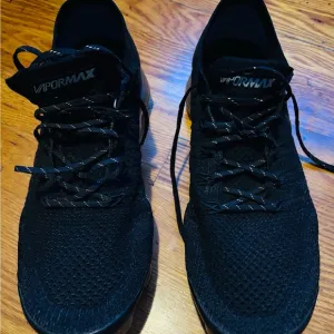 Nike Vapormax Black Sneakers