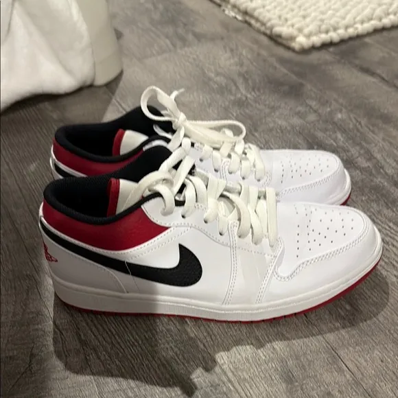 Nike White and Red Jordan 1 low sneakers