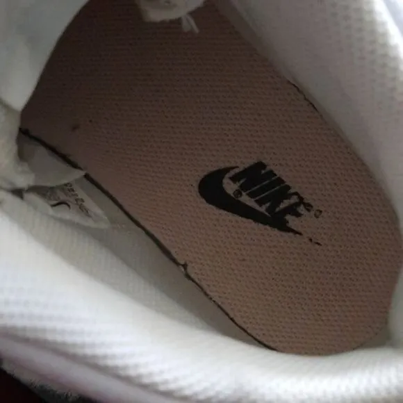 Nike White Court Vision Mid Casual Sneakers Size 6.5